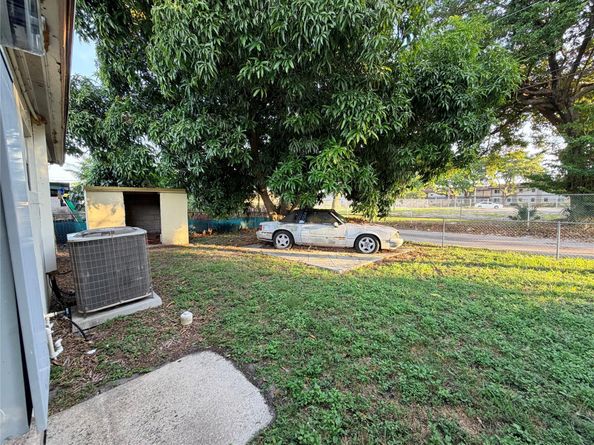 2950 NW 20th St, Fort Lauderdale FL 33311