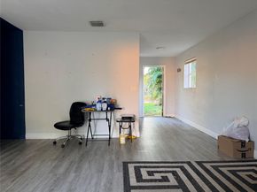 2950 NW 20th St, Fort Lauderdale FL 33311