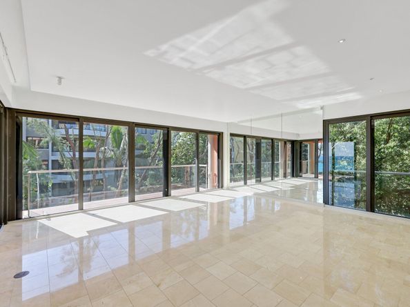 2 N Breakers Row S32, Palm Beach FL 33480