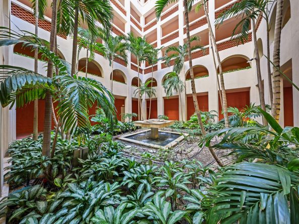 2 N Breakers Row S32, Palm Beach FL 33480