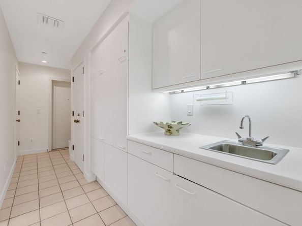 2 N Breakers Row S32, Palm Beach FL 33480