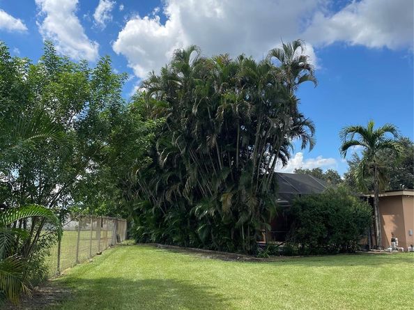 8948 SW 53rd St, Cooper City FL 33328