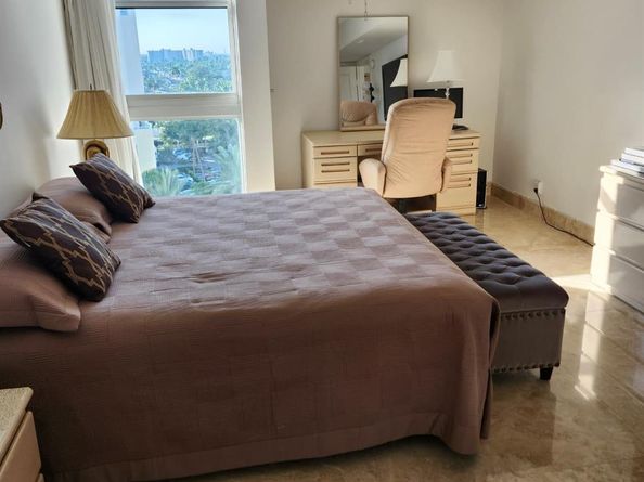 1370 S Ocean Blvd 905, Pompano Beach FL 33062