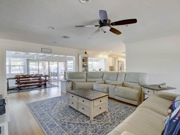 1920 Waters Edge, Pompano Beach FL 33062