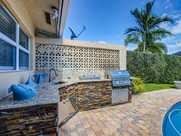 1920 Waters Edge, Pompano Beach FL 33062