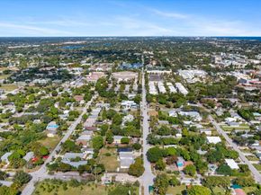 212 SW 2nd Avenue, Delray Beach FL 33444