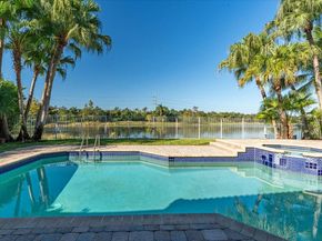 2543 Hunters Run Way, Weston FL 33327