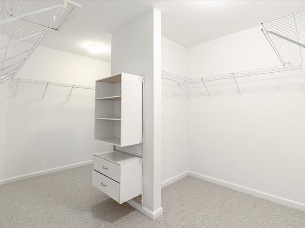 2543 Hunters Run Way, Weston FL 33327