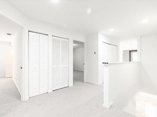 2543 Hunters Run Way, Weston FL 33327