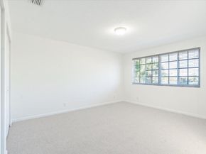 2543 Hunters Run Way, Weston FL 33327