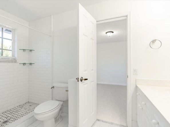 2543 Hunters Run Way, Weston FL 33327