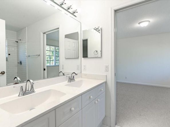 2543 Hunters Run Way, Weston FL 33327