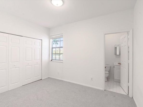 2543 Hunters Run Way, Weston FL 33327