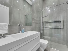 2401 NE 13th Street, Fort Lauderdale FL 33304