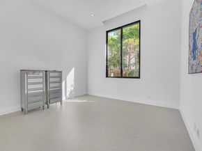 2401 NE 13th Street, Fort Lauderdale FL 33304