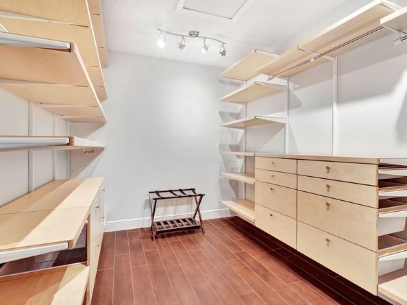 241 Legendary Circle, Palm Beach Gardens FL 33418