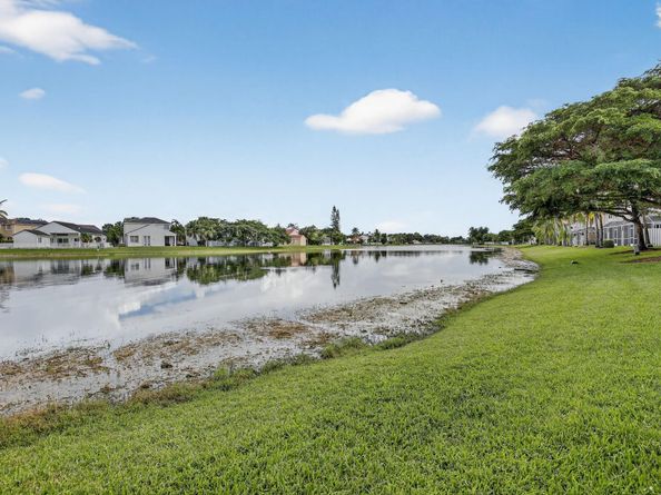 1291 Sorrento Dr 1291, Weston FL 33326