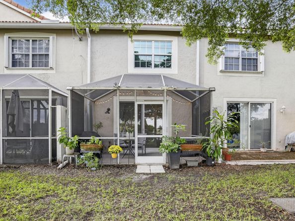 1291 Sorrento Dr 1291, Weston FL 33326