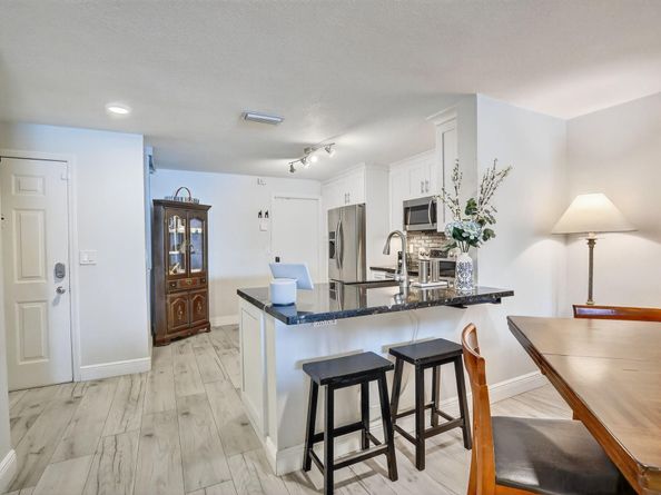 1291 Sorrento Dr 1291, Weston FL 33326