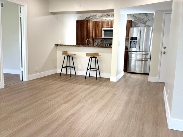2720 Forest Hills Blvd 204, Coral Springs FL 33065