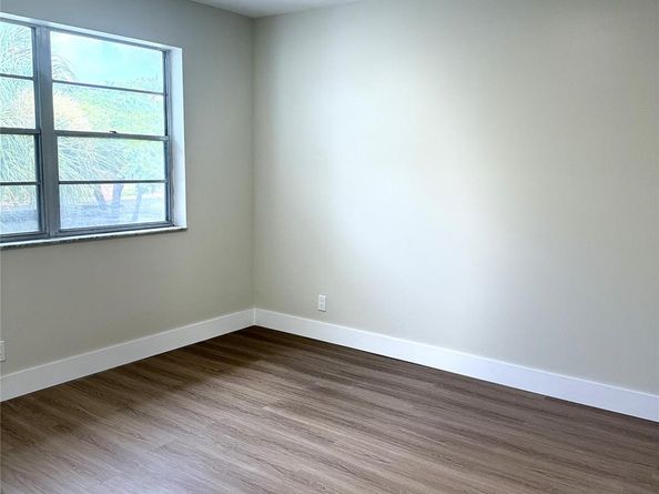 2720 Forest Hills Blvd 204, Coral Springs FL 33065