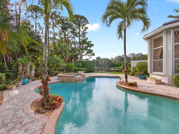 154 Porto Vecchio Way, Palm Beach Gardens FL 33418