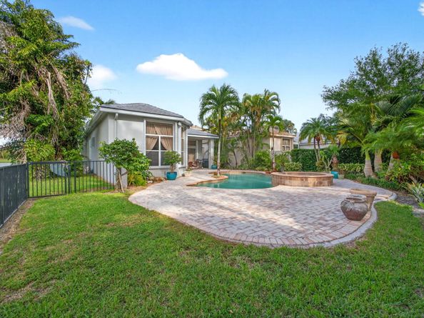 154 Porto Vecchio Way, Palm Beach Gardens FL 33418