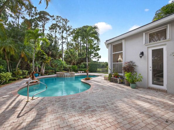 154 Porto Vecchio Way, Palm Beach Gardens FL 33418