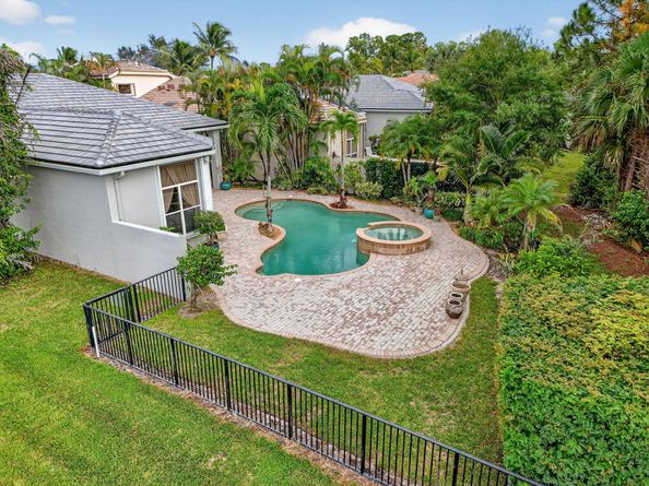 154 Porto Vecchio Way, Palm Beach Gardens FL 33418
