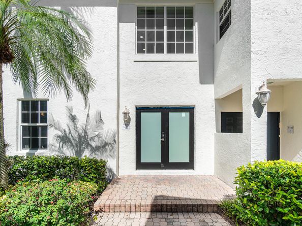 5100 Lake Catalina Drive D, Boca Raton FL 33496