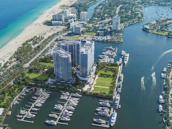 801 Seabreeze Blvd