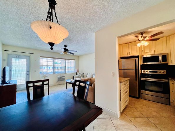 10 Kent A, West Palm Beach FL 33417