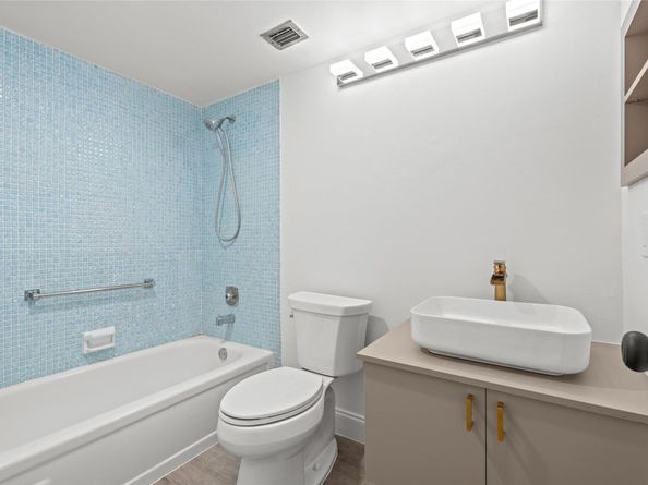 204 Mansfield E 204, Boca Raton FL 33434