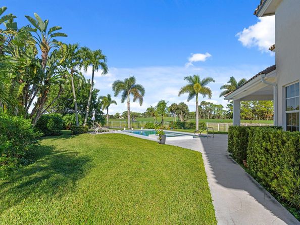 903 Augusta Pointe Drive, Palm Beach Gardens FL 33418