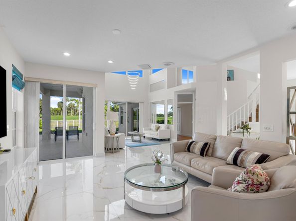 903 Augusta Pointe Drive, Palm Beach Gardens FL 33418