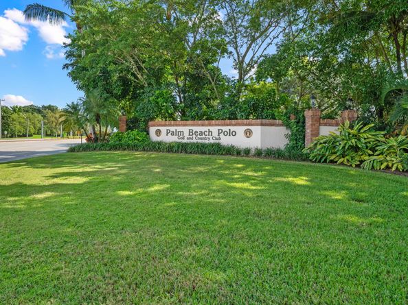 2658 Players Court, Wellington FL 33414