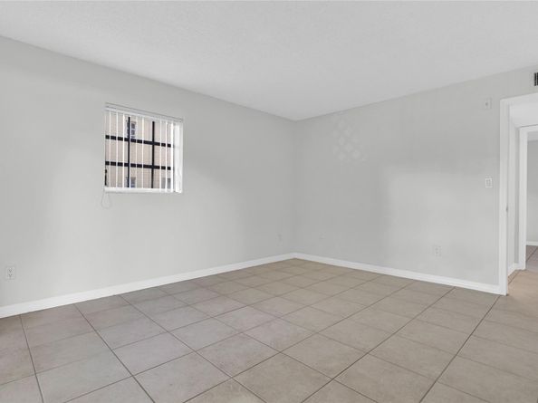 8600 SW 109th Ave 4101, Miami FL 33173