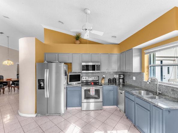 115 Saratoga Boulevard E, Royal Palm Beach FL 33411