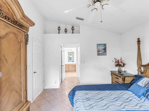 115 Saratoga Boulevard E, Royal Palm Beach FL 33411