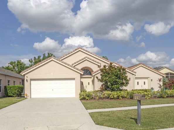 115 Saratoga Boulevard E, Royal Palm Beach FL 33411