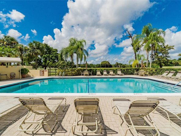 7100 Radice Ct 602, Lauderhill FL 33319