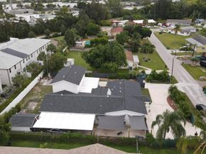 1613 Sherwood Avenue, Mangonia Park FL 33407