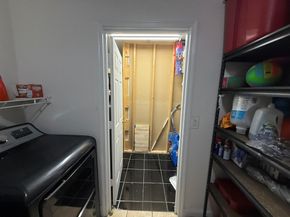 1613 Sherwood Avenue, Mangonia Park FL 33407