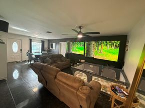 1613 Sherwood Avenue, Mangonia Park FL 33407