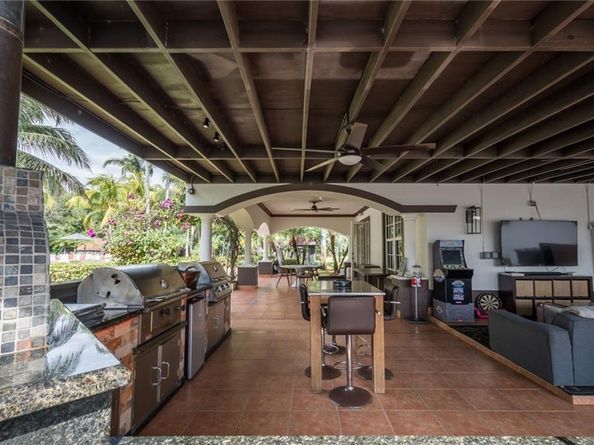 6465 SW 178th Ave, Southwest Ranches FL 33331