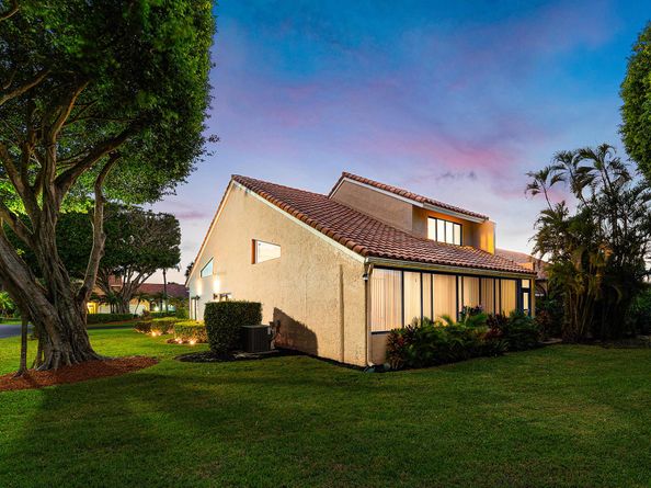 22627 Meridiana Drive, Boca Raton FL 33433