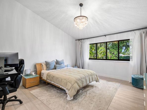 22627 Meridiana Drive, Boca Raton FL 33433