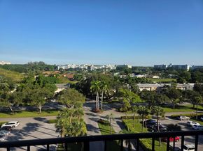 3150 N Palm Aire Dr 805, Pompano Beach FL 33069