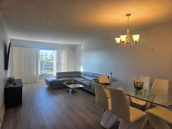 3150 N Palm Aire Dr 805, Pompano Beach FL 33069