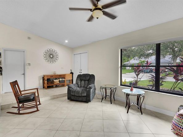 5149 NW 47th Ave, Coconut Creek FL 33073